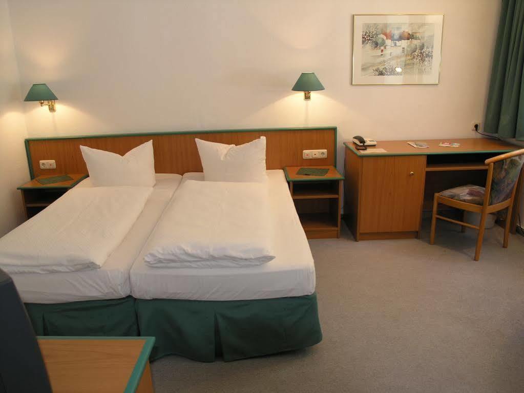 Hotel Harzresidenz Thale Extérieur photo